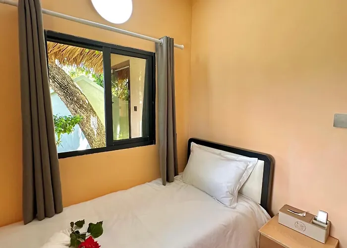 Holiday Beach Hotel