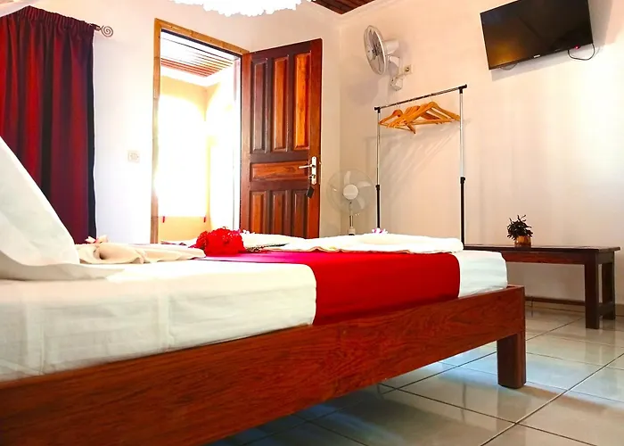 Fleur D'Ylang Hotel